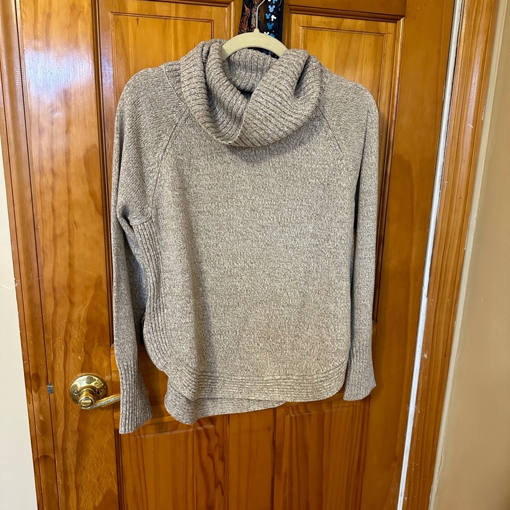 Womens New York & Company Sweater Size Large